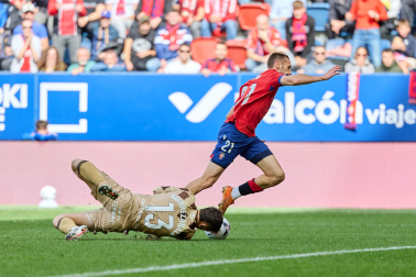 Fotos del Osasuna - Racing de la jornada 9.