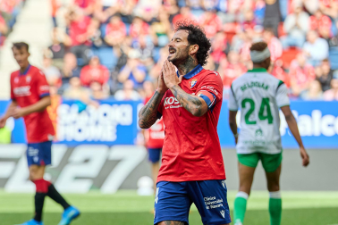 Fotos del Osasuna - Racing de la jornada 9.