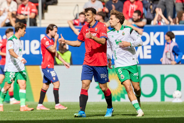 Fotos del Osasuna - Racing de la jornada 9.