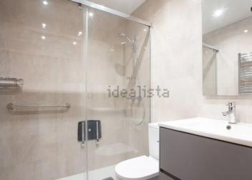 Baño reformado con ducha