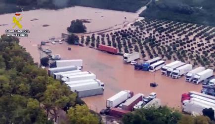 Captura de video de una zona inundada a consecuencia del paso de la dana Adam en la localidad alicantina de Oliva