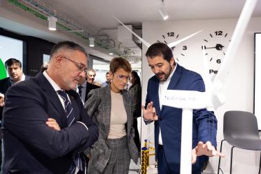 Fotos de la inauguración de la nueva sede de Nabrawind en Pamplona