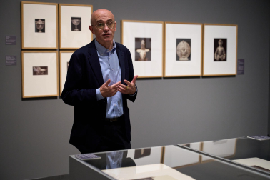 Fotos de la presentación de nuevas exposiciones del Museo Universidad de Navarra