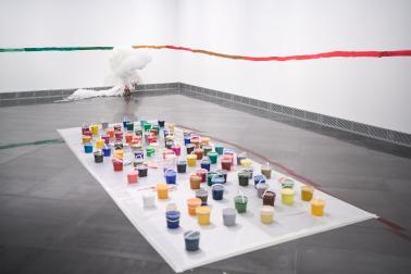 Fotos del pase gráfico de la pieza 'Resonancias' en el Museo Universidad de Navarra