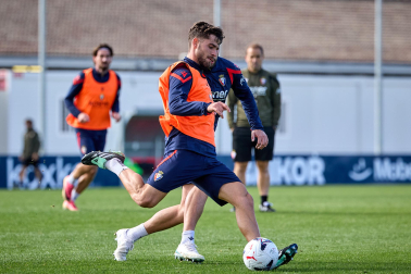 Fotos del entrenamiento de Osasuna en Tajonar, este viernes 23 de octubre