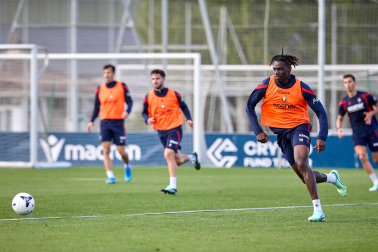 Fotos del entrenamiento de Osasuna en Tajonar, este viernes 23 de octubre