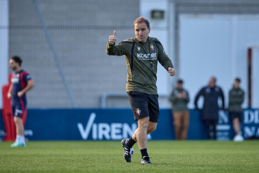 Fotos del entrenamiento de Osasuna en Tajonar, este viernes 23 de octubre