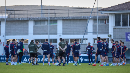 Fotos del entrenamiento de Osasuna en Tajonar, este viernes 23 de octubre