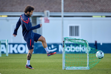 Fotos del entrenamiento de Osasuna en Tajonar, este viernes 23 de octubre