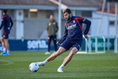 Fotos del entrenamiento de Osasuna en Tajonar, este viernes 23 de octubre