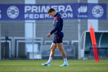 Fotos del entrenamiento de Osasuna en Tajonar, este viernes 23 de octubre