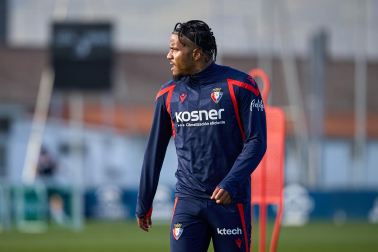 Fotos del entrenamiento de Osasuna en Tajonar, este viernes 23 de octubre