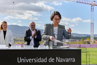 Fotos del acto de colocación de la primera piedra del BIOMA