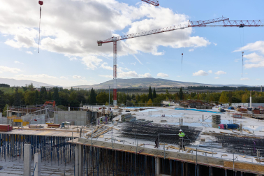 Fotos del acto de colocación de la primera piedra del BIOMA