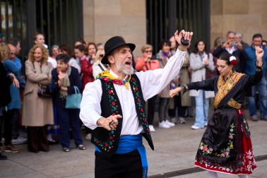 Foto de la celebración de la 37 Semana Cultural de la Federación de Casas Regionales de Navarra