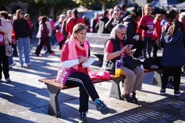 Fotos de la Carrera Solidaria contra el Cäncer de Mána organizada por Saray este domingo, 25 de octubre, en Pamplona