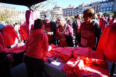 Fotos de la Carrera Solidaria contra el Cäncer de Mána organizada por Saray este domingo, 25 de octubre, en Pamplona