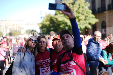 Fotos de la Carrera Solidaria contra el Cäncer de Mána organizada por Saray este domingo, 25 de octubre, en Pamplona