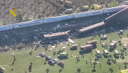 Dos trenes de alta velocidad, uno de Renfe y otro de Iryo, han colisionado a primera hora de este miércoles a la altura de la estación de Urda (Toledo)