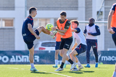 Fotos del entrenamiento de Osasuna de este viernes 30 de octubre