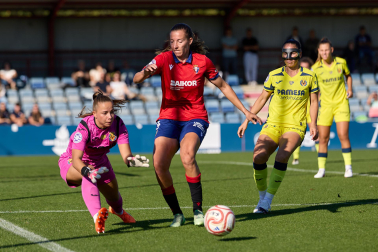 Foto del partido entre Osasuna Femenino y Villarreal