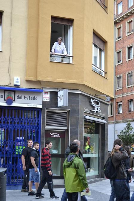 Miles de personas han secundado la huelga convocada por los sindicatos ELA y LAB