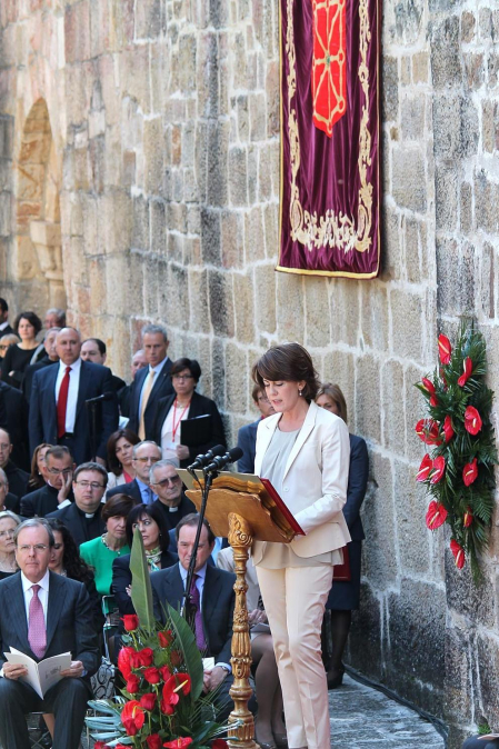 Los Príncipes de Asturias han presidido el acto de entrega del premio Príncipe de Viana de la Cultura al filósofo Daniel Innerarity.