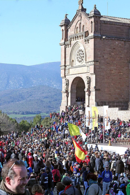 Unas 19.300 personas han participado en la segunda Javierada de 2016
