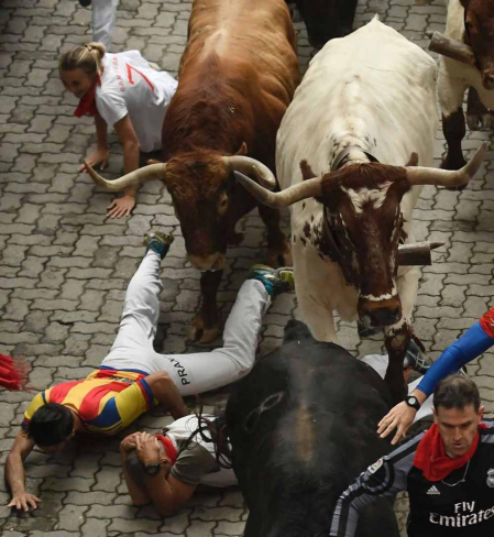Imágenes del cuarto encierro de San Fermín de Pamplona