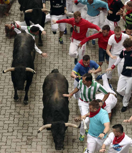 Imágenes del cuarto encierro de San Fermín de Pamplona