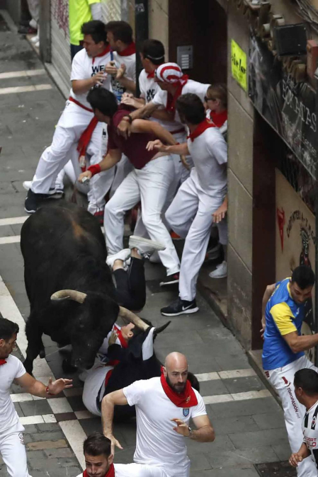 Imágenes del cuarto encierro de San Fermín de Pamplona