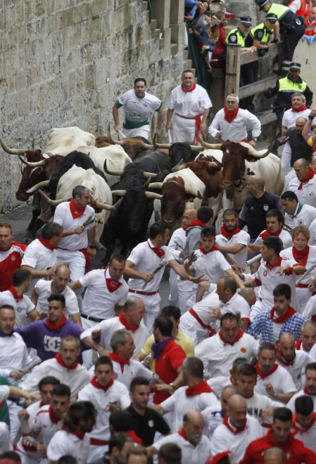 Imágenes del cuarto encierro de San Fermín de Pamplona