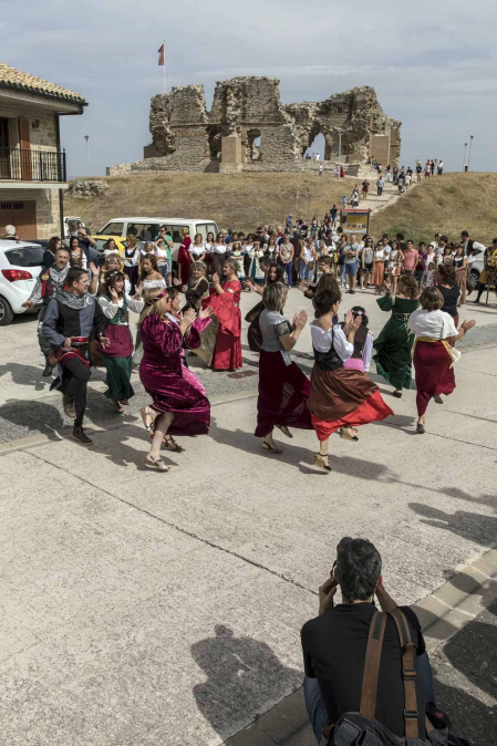 Imágenes de la fiesta medieval en Tiebas.