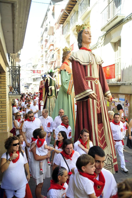 El cohete dio comienzo a las fiestas de Peralta 2017