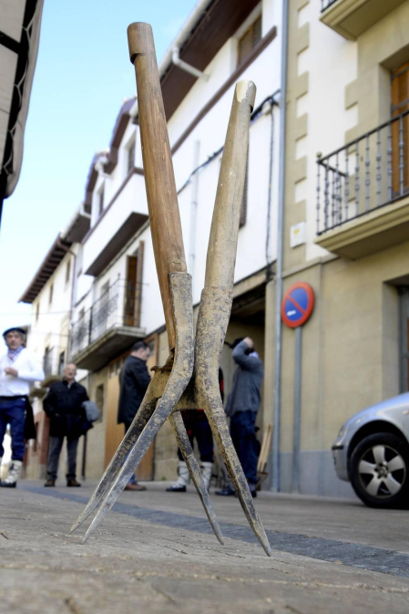 Artajona celebró este domingo el XXV aniversario de su primera carrera de layas. Por ello, este año se realizó, además, un homenaje a aquellos que participaron en estos 25 años