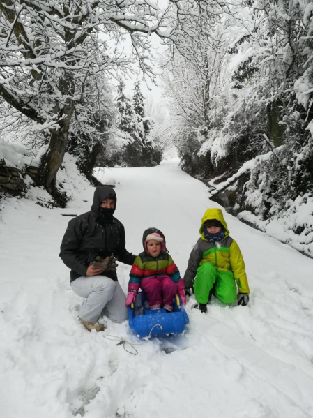 Imágenes enviadas por los lectores de Diario de Navarra de las luvias y las nieves del 6 de enero de 2018.