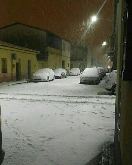 Imágenes enviadas por los lectores de Diario de Navarra de las luvias y las nieves del 6 de enero de 2018.