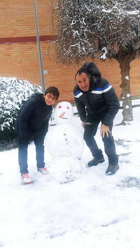 Estampas de todos los rincones de Navarra bajo el manto blanco caído el último día de febrero.