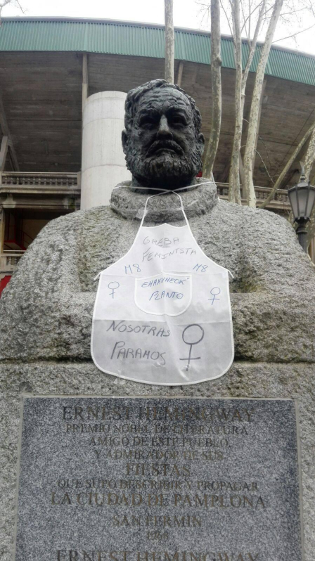 Imágenes enviadas por los lectores de Diario de Navarra de los actos relacionados con la conmemoración del Día Internacional de la Mujer.