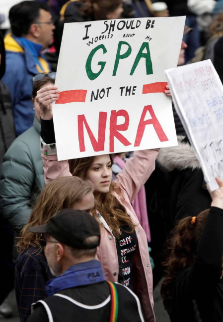 Reclaman medidas férreas contra las armas tras el tiroteo de Parkland