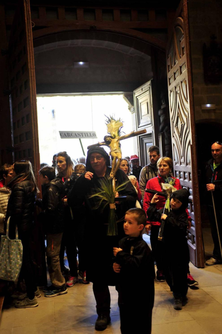 Romería de Ujué, que transcurre por Figarol, Carcastillo, Mélida y Olite