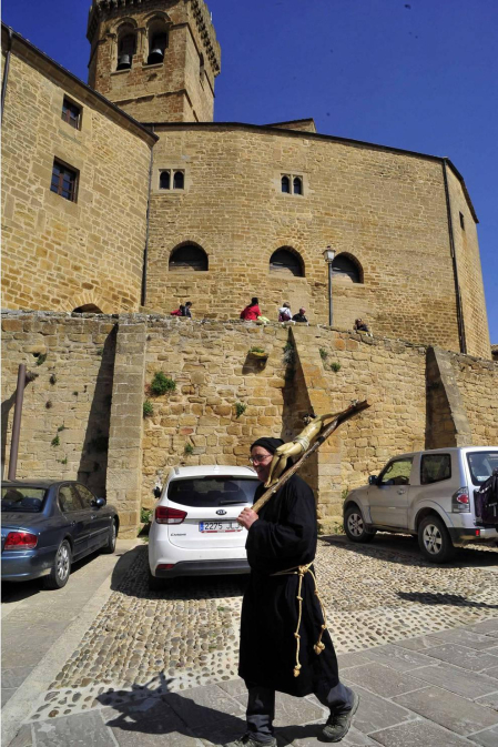 Romería de Ujué, que transcurre por Figarol, Carcastillo, Mélida y Olite