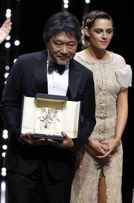Varias fotos de los asistentes al fin del Fesival de Cannes de este año y de la ceremonia final