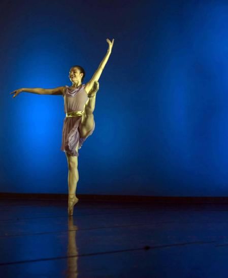 El pasado domingo, 17 de junio, la escuela celebró la gala de fin de curso con el espectáculo 'Wonderland', en el que participaron alumnos de entre 4 y 55 años y artistas invitados