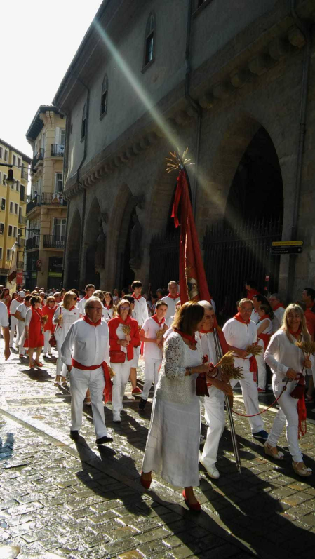 Imágenes de la procesión de San Fermín por las calles de Pamplona, el 7 de julio de 2018.