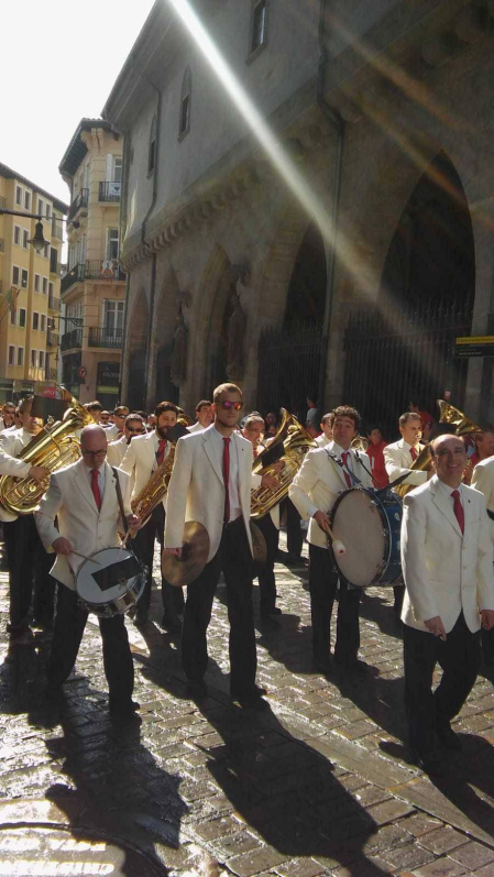 Imágenes de la procesión de San Fermín por las calles de Pamplona, el 7 de julio de 2018.