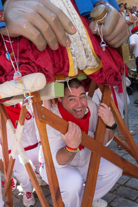 Fotos del encierro, despedida de gigantes, paellada popular y encierro infantil del último día de las fiestas de Tudela 2018, 29 de julio.