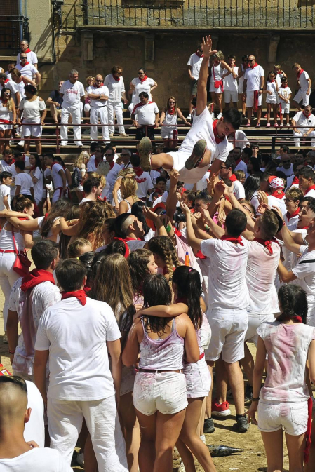 Fotos del cohete de las fiestas de Carcastillo 2018, 4 de agosto