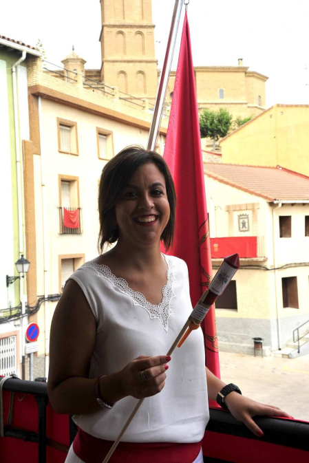 Imágenes de las fiestas de Funes del lanzamiento del cohete y homenajes del ayuntamiento