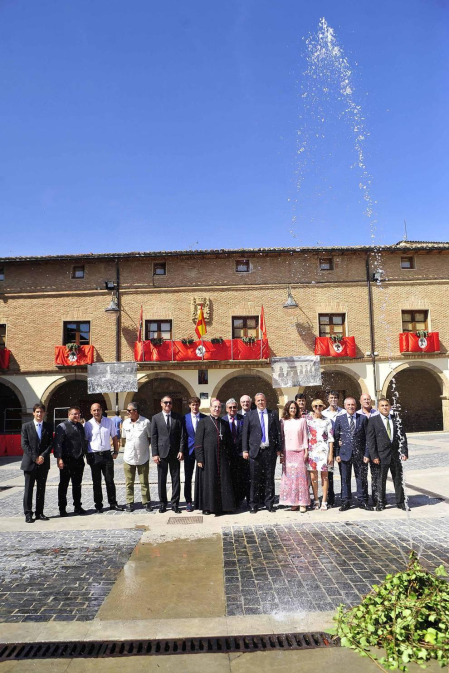 Centenario de la traída de agua a Larraga